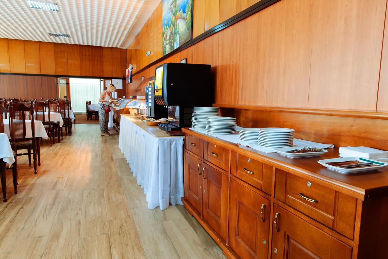 Corpus B - Hotel Albatros Ulcinj Extérieur photo