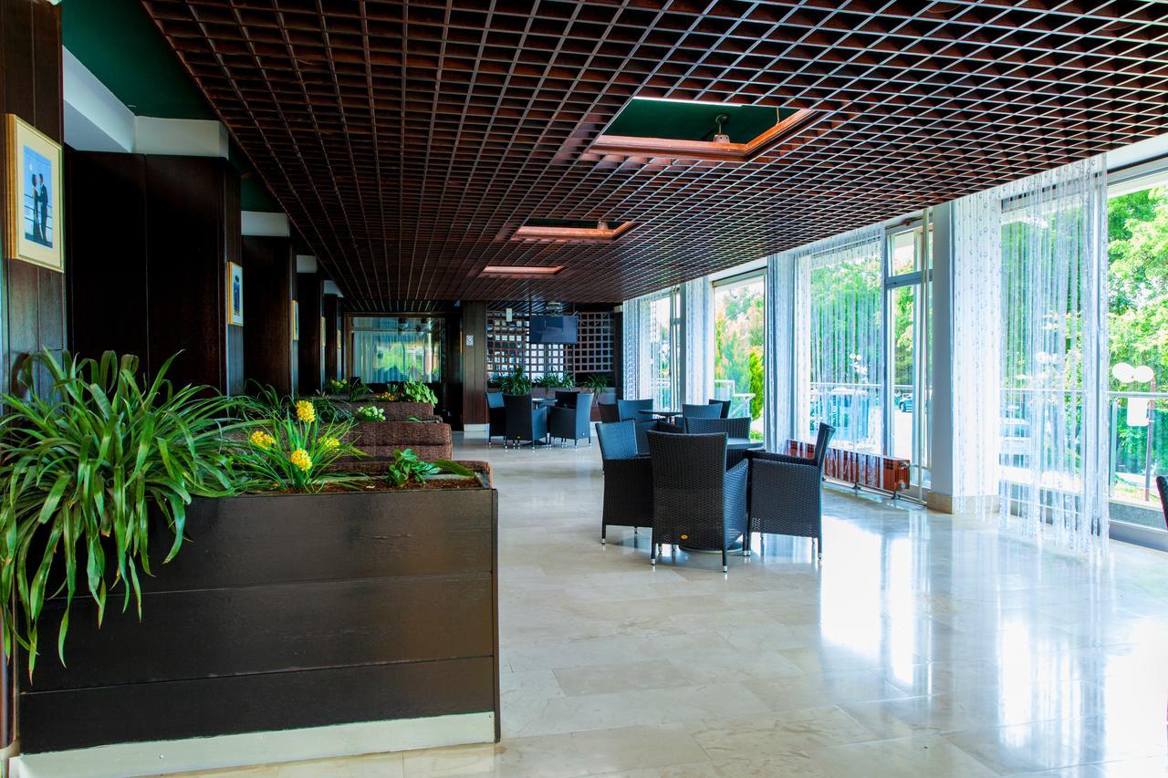 Corpus B - Hotel Albatros Ulcinj Extérieur photo